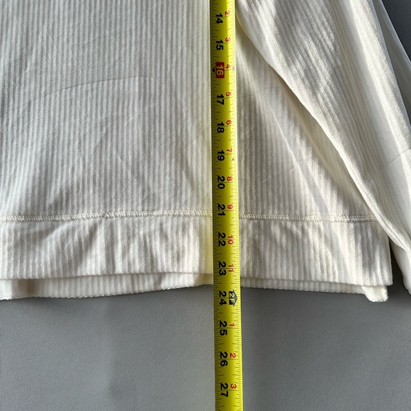 🎉5 for $45🎉 Z Supply velvet top blouse shirt size M - Picture 5 of 8